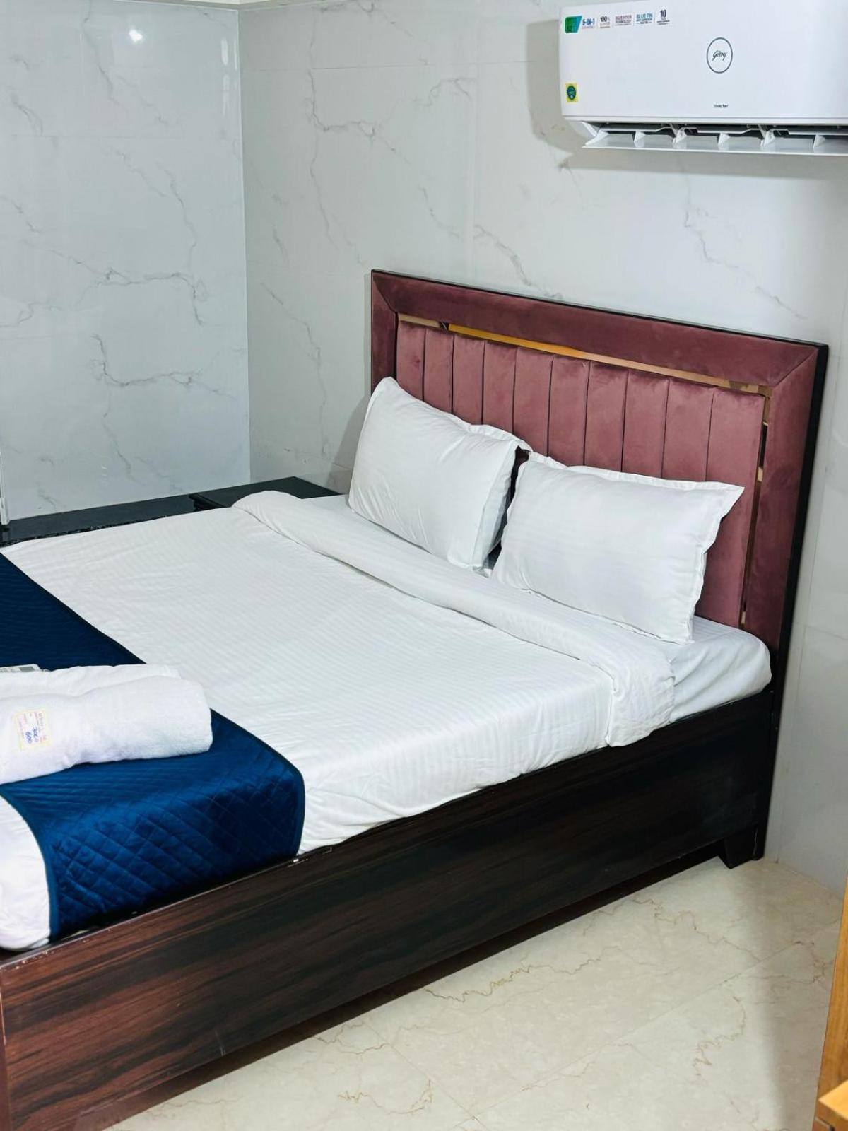Hotel The Rainbow Retreat By Divine Hospitality Dźajpur Zewnętrze zdjęcie